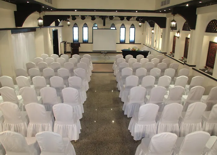 Arabian Courtyard Hotel & Spa